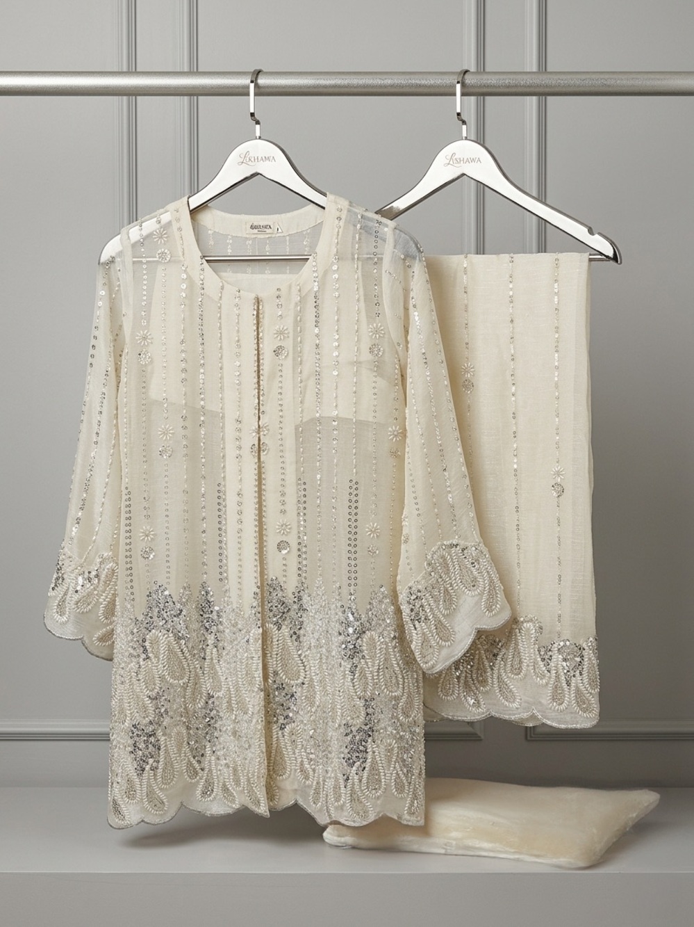 Elegant Women's Embellished Ivory Indo-Western - Size 40